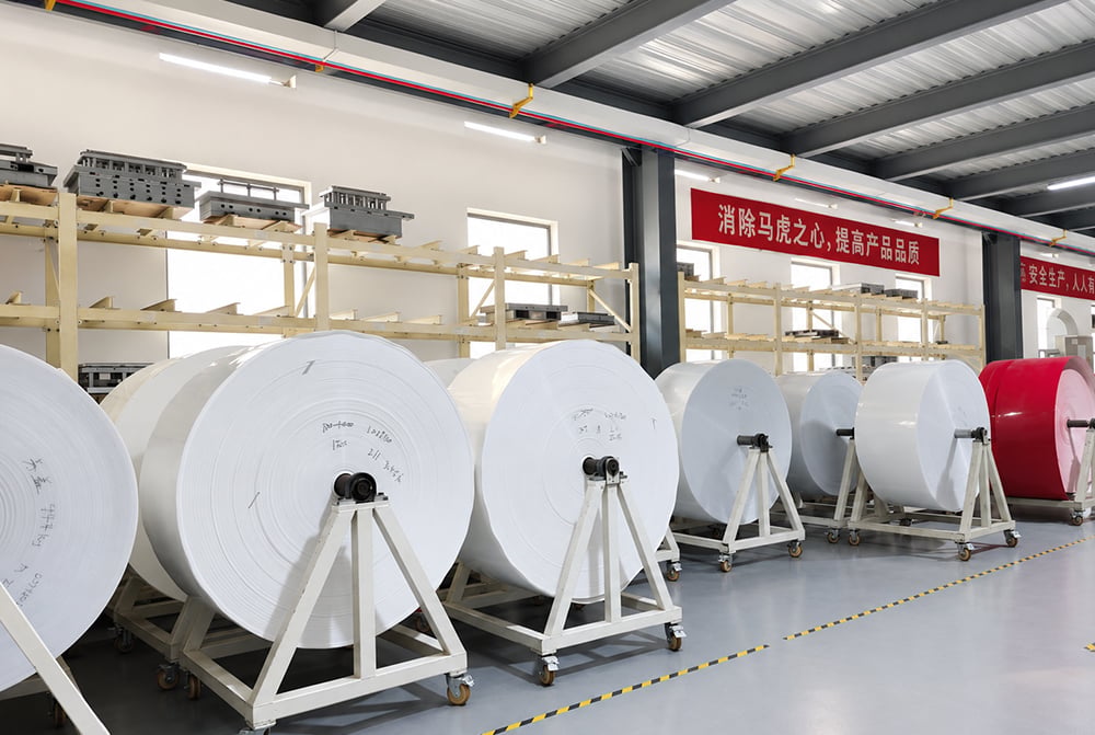 Raw material extrusion lines and warehouse inventory